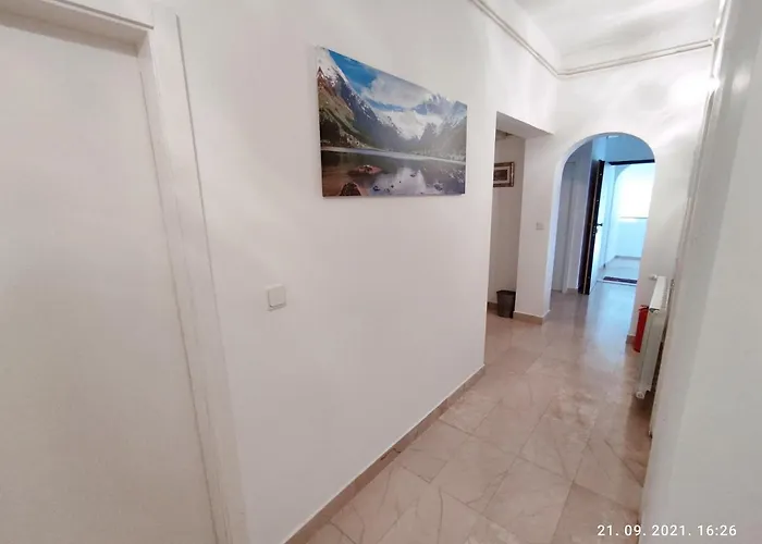Tony Apartman Makarska