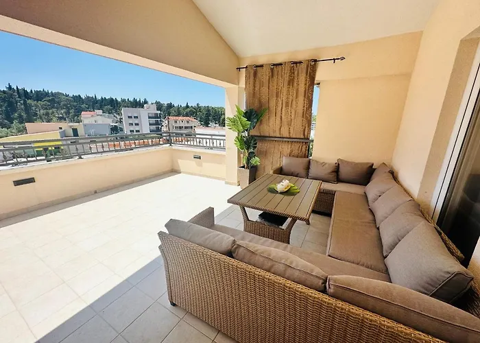 Tony Apartman *