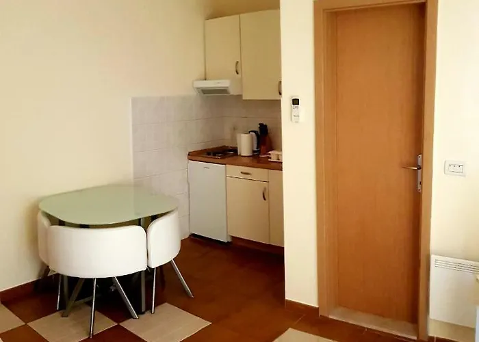 Tony Apartman Makarska
