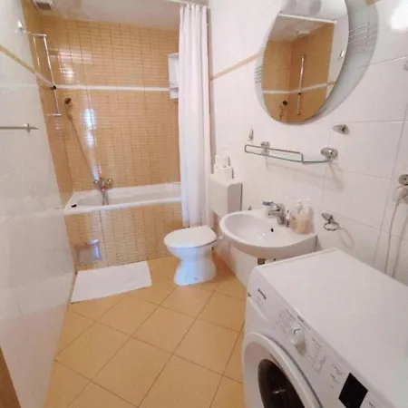 Apartamento Tony Makarska