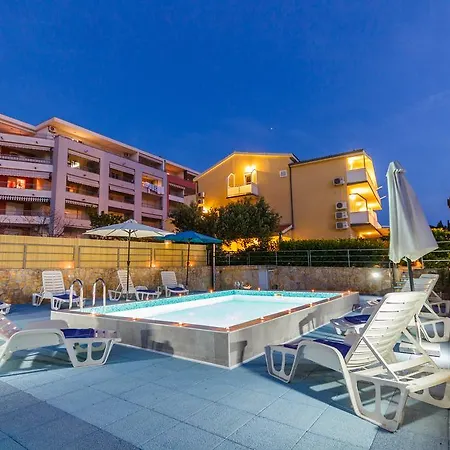 Apartamento Tony Makarska